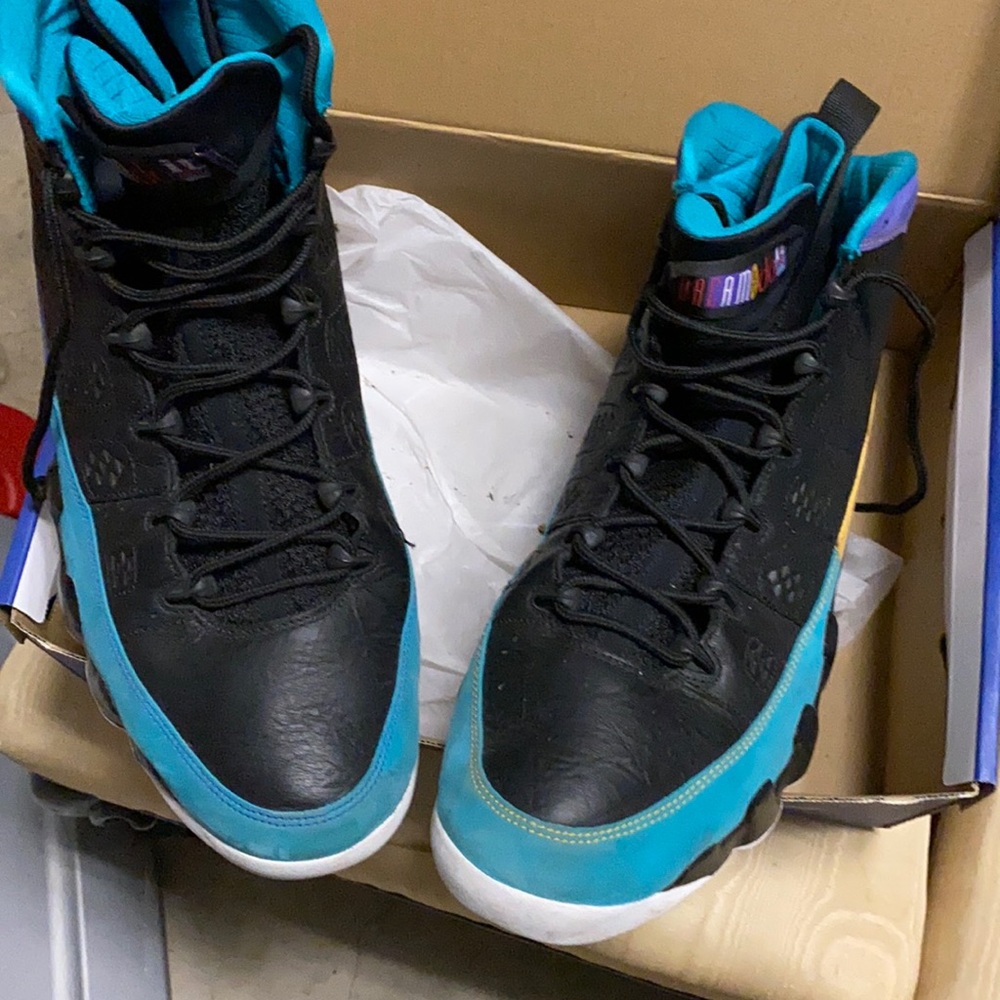 Michael Jordan Nike 23